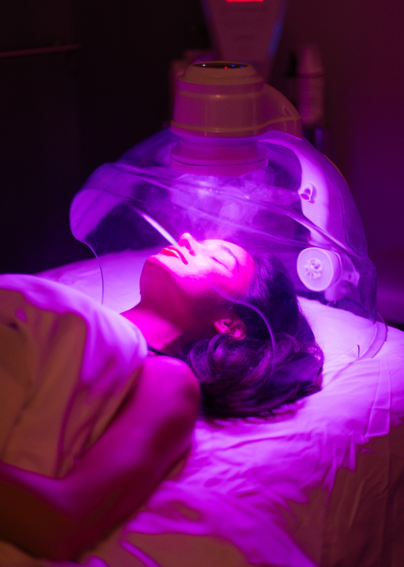 Purple LED light therapy dome facial at HBL Spa